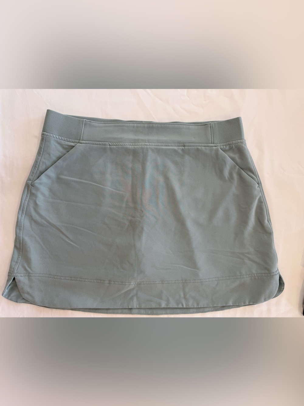5/$25 32 Degrees Cool Women's Performance Skort in Sage Green - Large